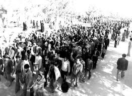 به خاک و خون کشیدن مردم سبزوار در محرم 1357 به خاک و خون کشیدن مردم سبزوار در محرم 1357