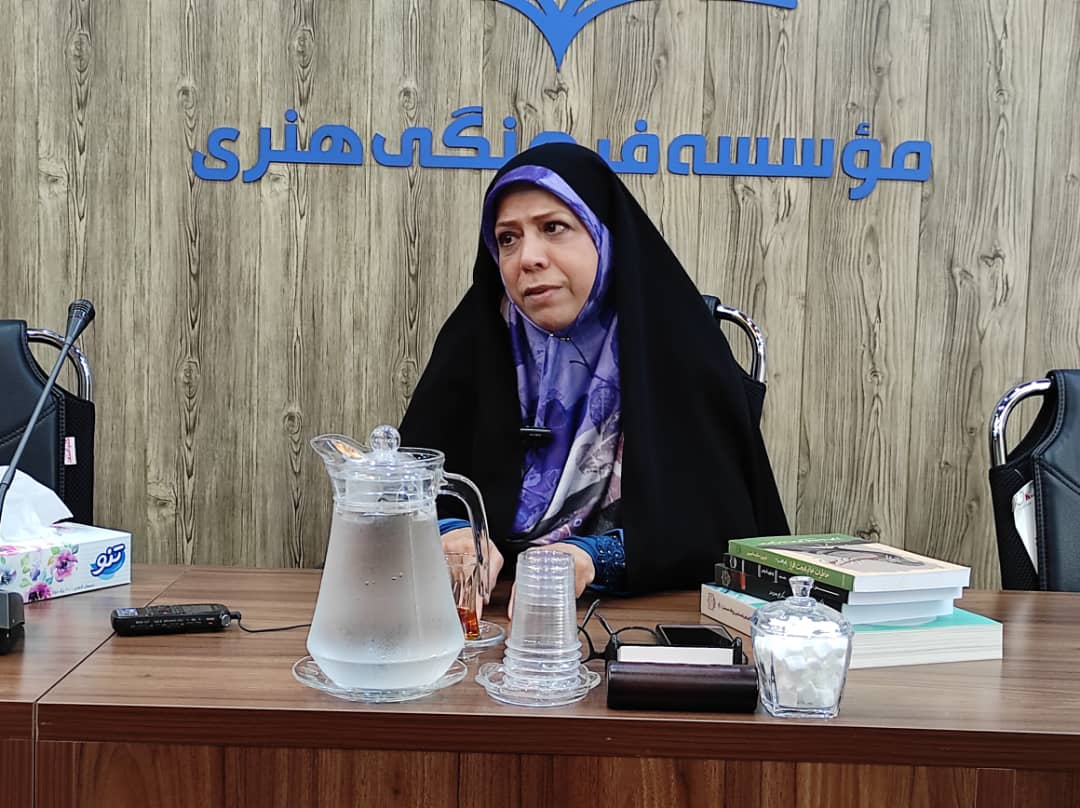 روایتی از شرایط زندگی مهاجرین جنگی/ خاطراتی از نقش آفرینی زنان در دفاع مقدس/ مشاهداتی از تحرکات گروهک های جدایی طلب در خوزستان