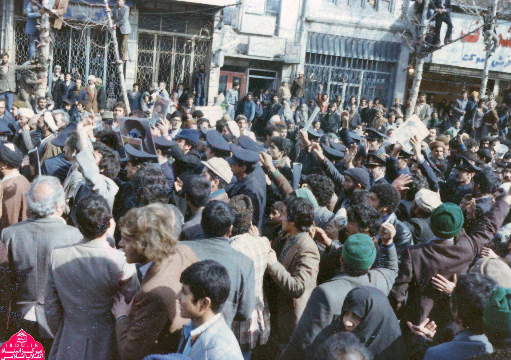 Photos of the Army and People's Unity in the Islamic Revolution of Iran