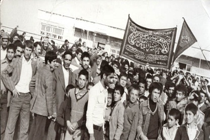 تظاهرات دانش‌آموزان زنجان در مهر 57/ تظاهرات 50 هزارنفری مردم زنجان علیه رژیم پهلوی