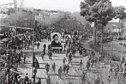 مبارزات مردم یزد با رژیم پهلوی در محرم 57/ تظاهرات 10هزار نفری مردم یزد در تاسوعای 57